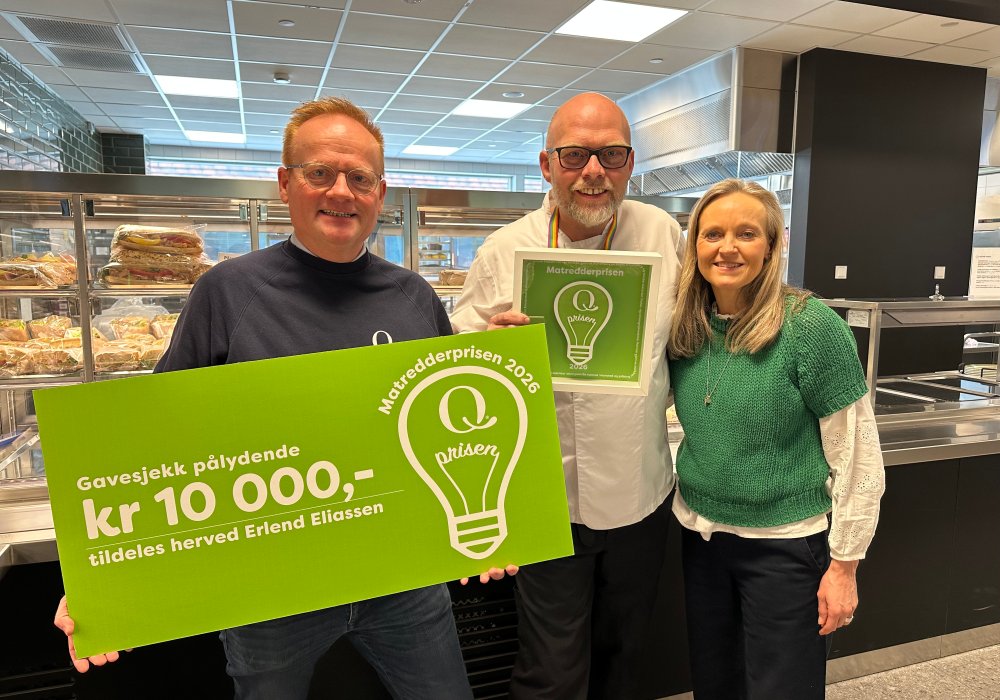 Q-Meieriene_Erlend_SpisOppMaten_Liggende